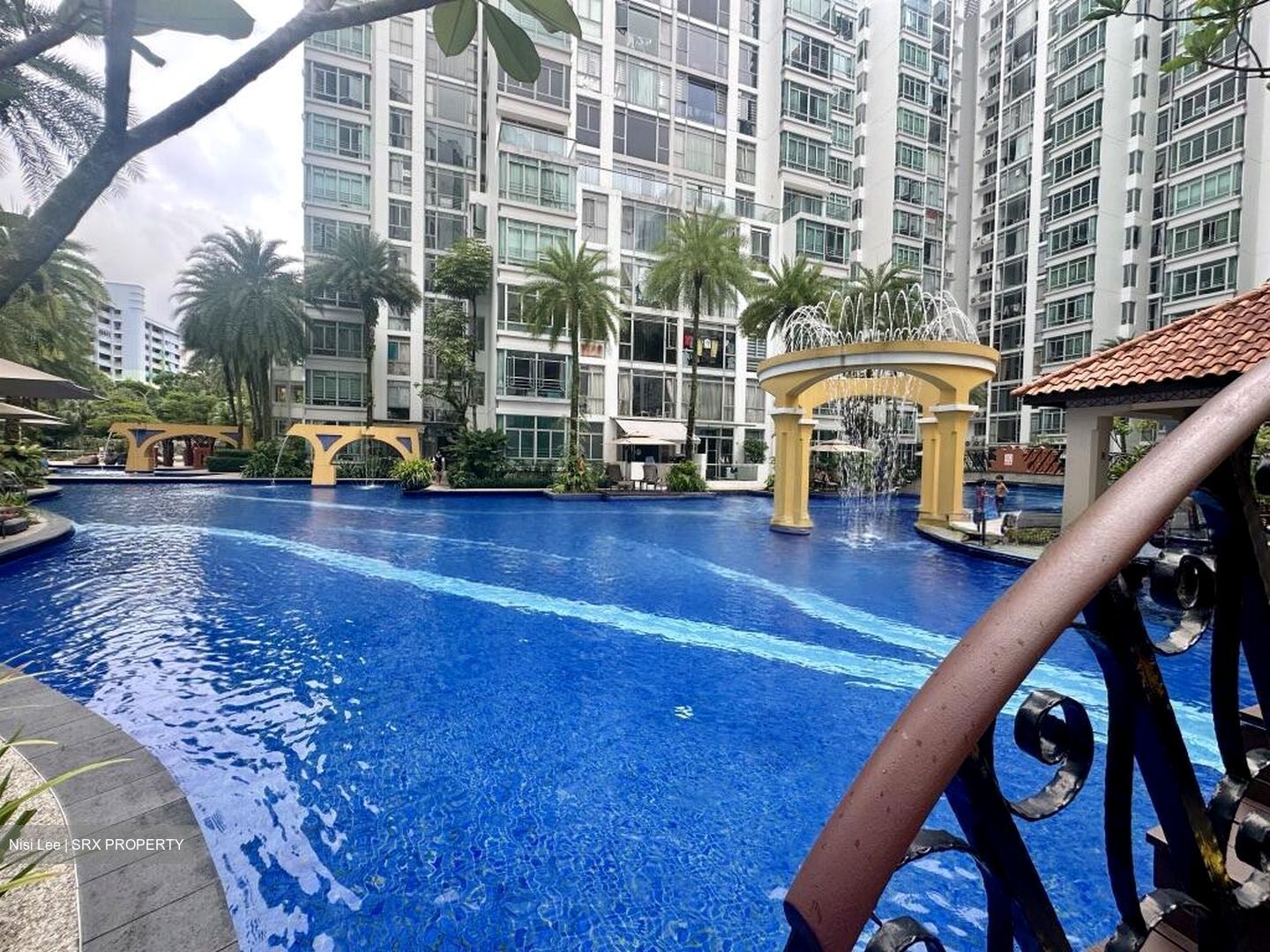 The Lakeshore (D22), Condominium #611130131